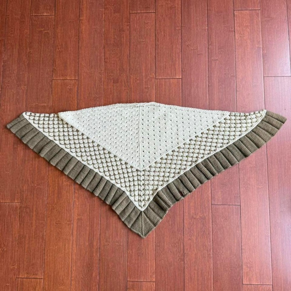Green and‎ Beige Beaded Shawl